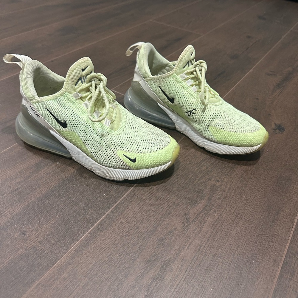 Nike Sneakers - Lime green-Air 270